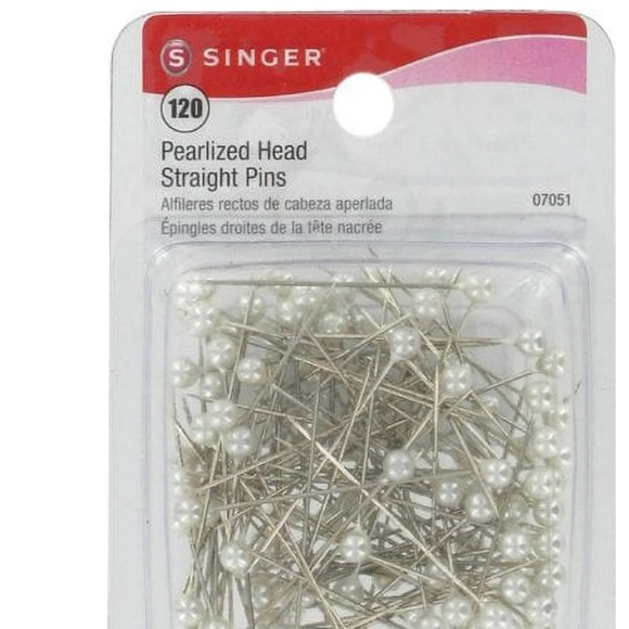 NWT. Singer pearlized head strap pins. Box of 120 pieces. New in box/packaging. - Picture 2 of 10